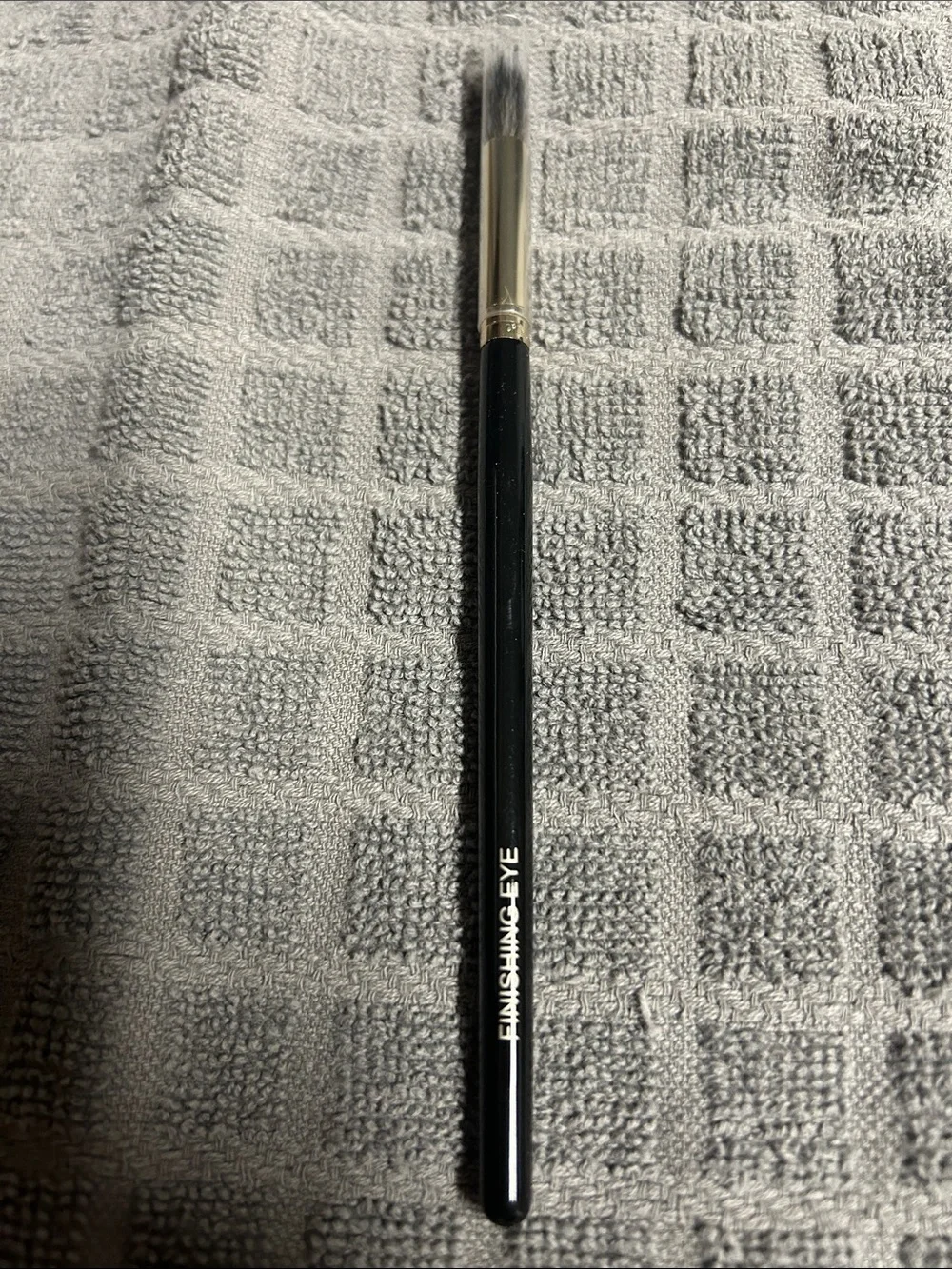 Laura Mercier Finishing Eye Brush